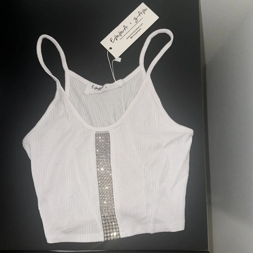 Rhinestone Center Tank - Picture 3 of 6